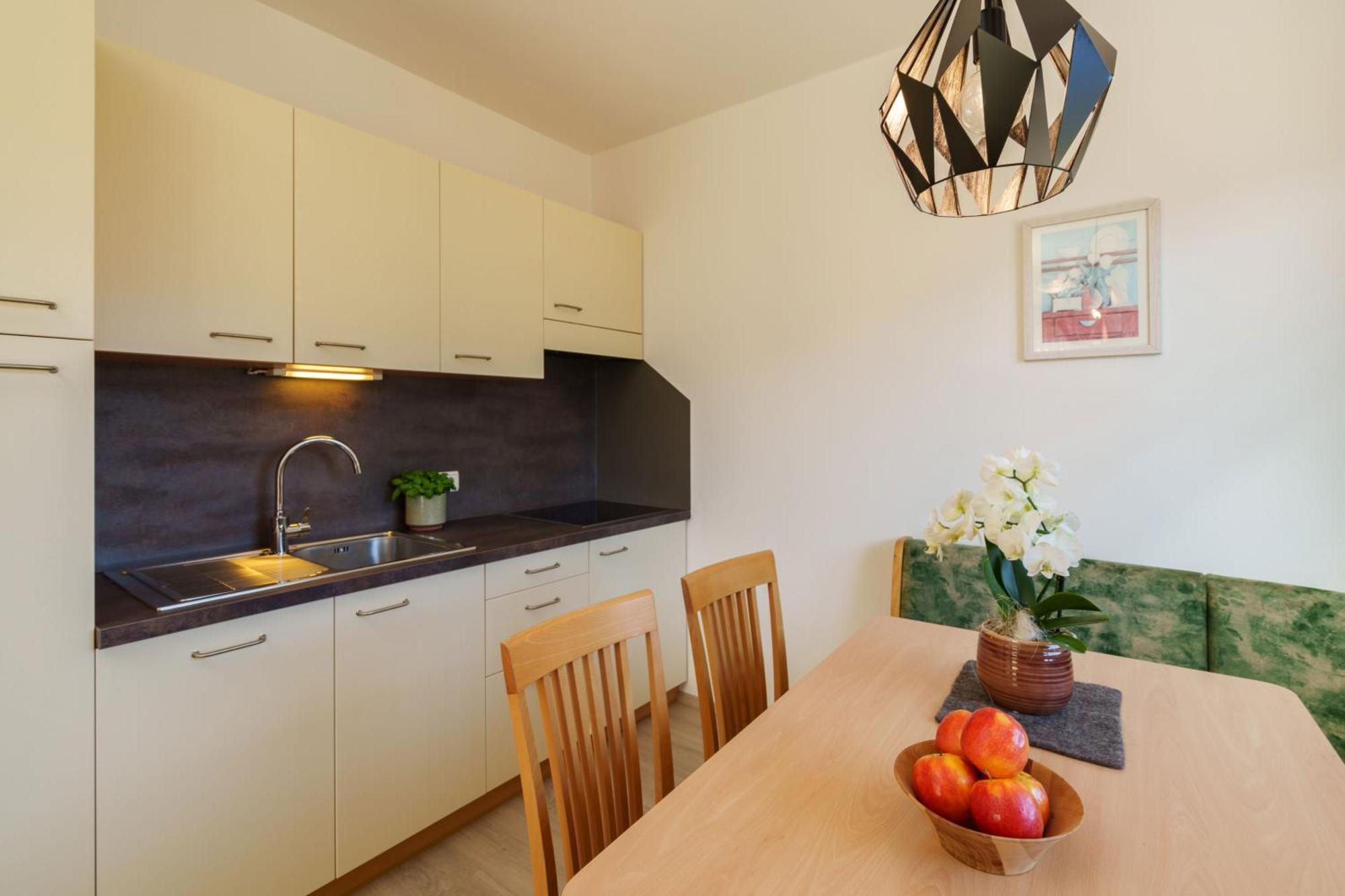 Hotel Toerggelehof Cermes Εξωτερικό φωτογραφία