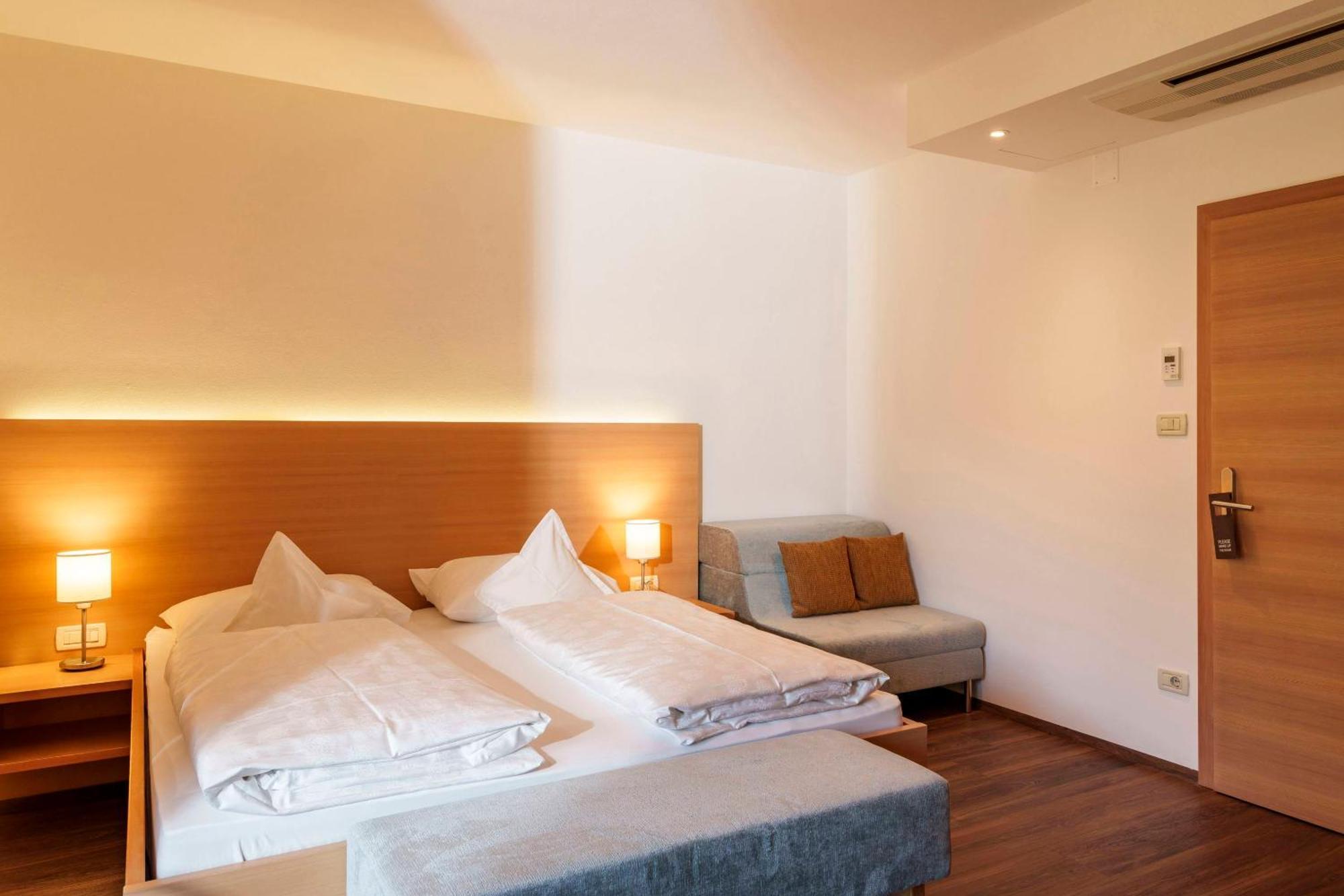 Hotel Toerggelehof Cermes Εξωτερικό φωτογραφία